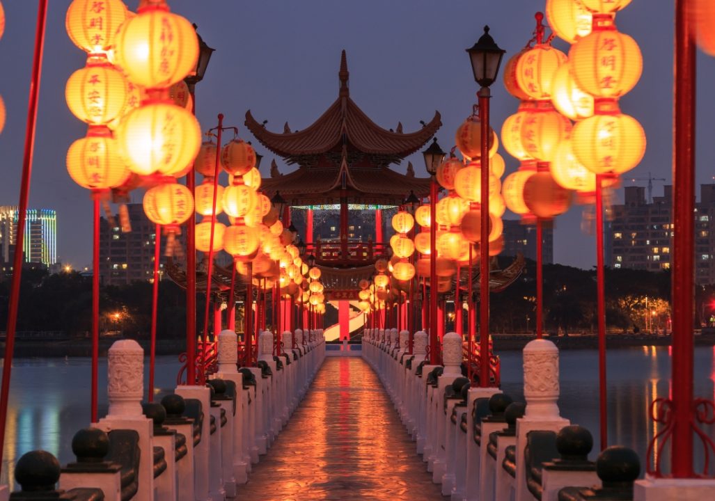 China lantern gateway 1100x850 1