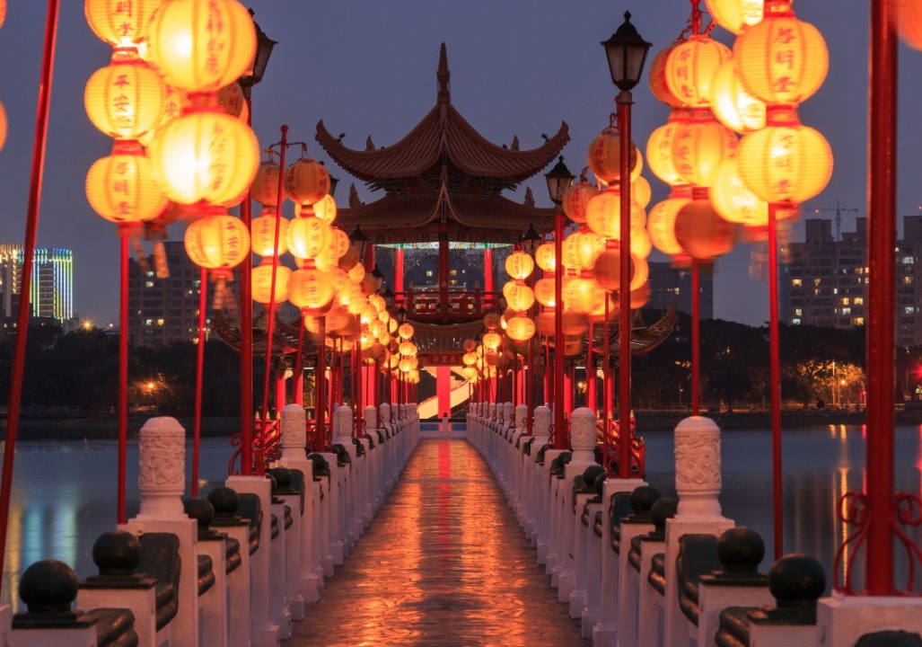 China lantern gateway 1100x850 1