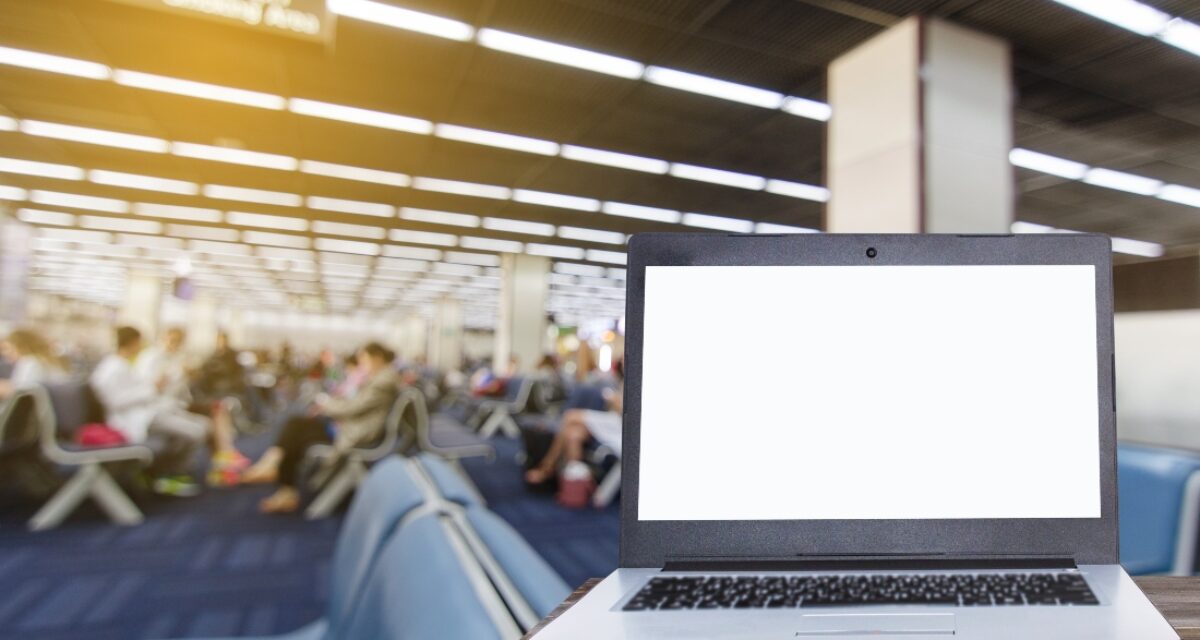 airport computer 1100x650 1