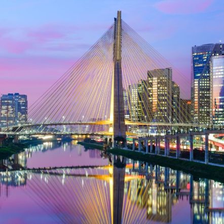 Ponte Estaiada Noite Colorida, Sao Paolo, Brazil