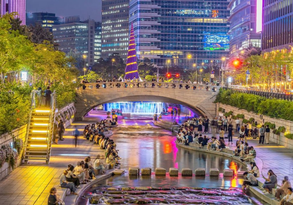 Cheonggyecheon, a modern public recreation space in downtown Seoul, South Korea