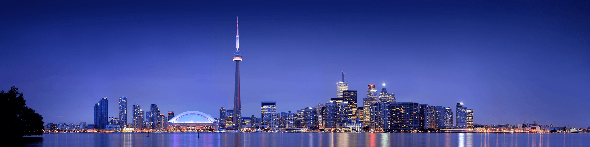 Toronto skyline at night