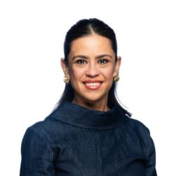 Maria del Carmen Guevara Headshot