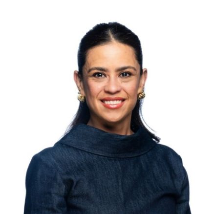 Maria del Carmen Guevara Headshot