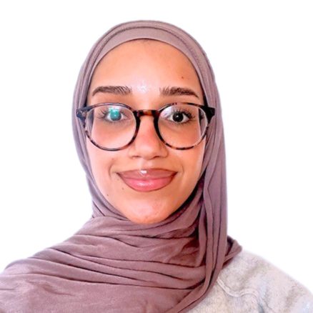 Zainab Hussain Headshot