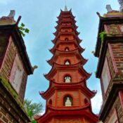 Vietnam-Hanoi, Pagode Trấn Quốc